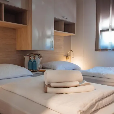 Resort The Sunset Bay Luxury Mobile