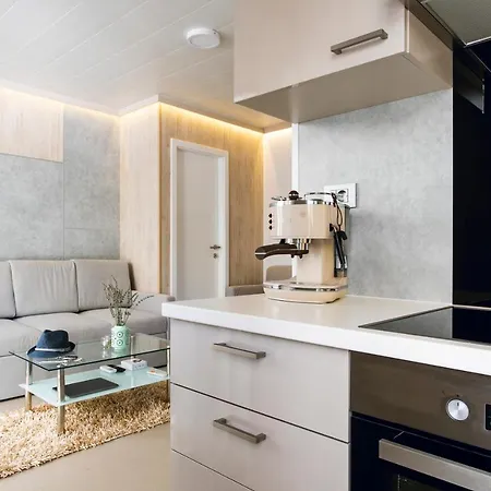 The Sunset Bay Luxury Mobile Resort